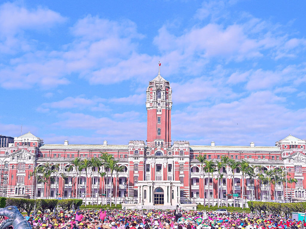 El Bulevar Ketagalan y el Palacio presidencial
