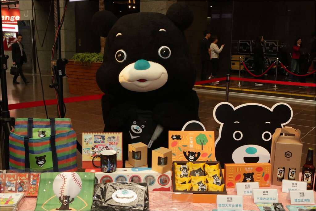 熊赞系列限量商品即将於市府东门欢乐市集推出，熊粉们不容错过