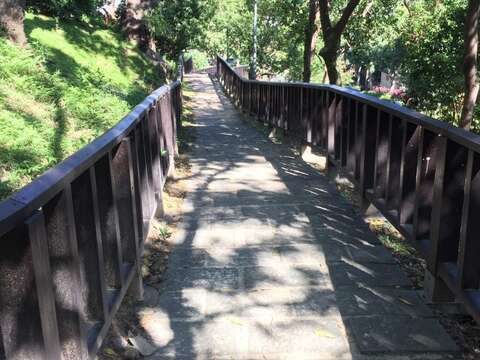 福志公園小綠山登山步道訓練您的肌耐力