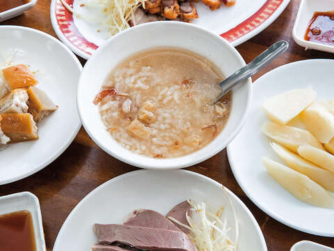 黑白切這道台式小吃反映出早年台灣經濟發展而衍生的飲食文化。（攝影／王漢順）