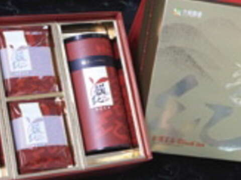 韻紅紅茶系列中頂級的「觀韻紅」禮盒，諧音為「官運紅」，成了民眾送禮的最愛。