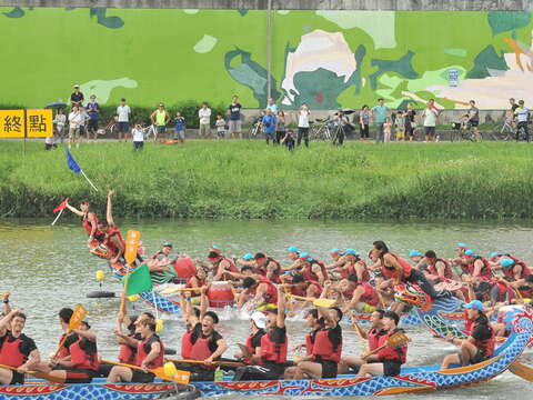 เทศกาลเรือมังกร 2019 ความสุขริมฝั่งแม่น้ำไทเป