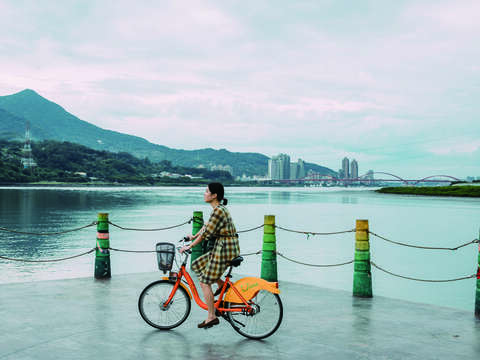 有了便利的YouBike，更能盡興地騎單車遊賞台北。