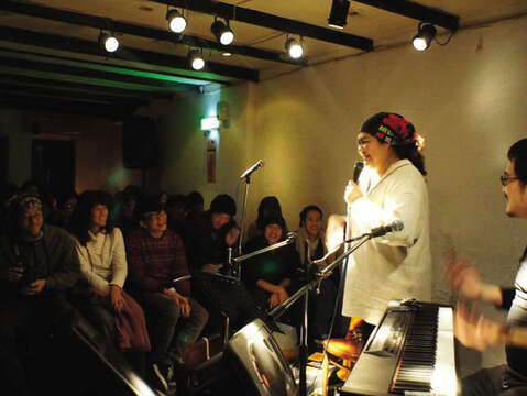 Witch House cultivated a stage for women to express themselves. Some of Taiwan’s biggest female singer/ songwriters all got their start here. (Photo / Witch House)