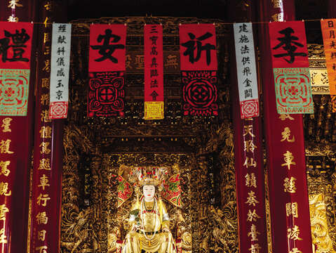 Songshan Cihui Temple gives followers a sense of stability and calm with the power of the kindness of the Queen Mother of the West. (Photo / Songshan Cihui Temple)
