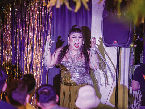 As in every drag show in the world, lip syncing is always the highlight of the night.