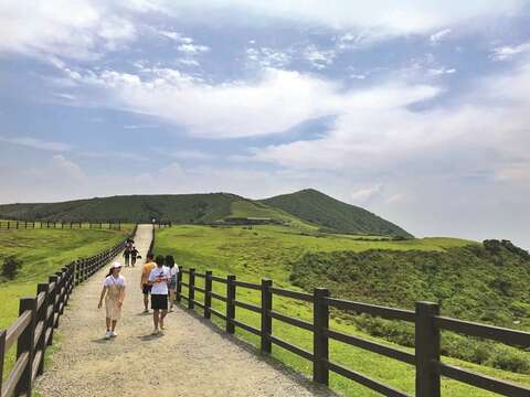 A trip to Yangmingshan on the weekend is one of the best ways to enjoy the fresh air.