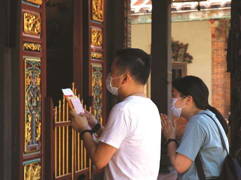 台北の人たちにとって宗教信仰は、精神の安定と人生における活力を与えてくれます。