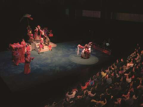Performances at Taiwan Traditional Theatre Center often integrate traditional theatre with contemporary styles. (Photo/National Center for Traditional Arts)