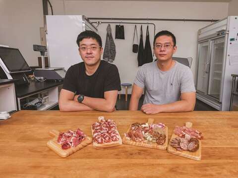 Liu (left) and Yeh (right) combine Taiwanese pork with the European curing process, aiming to demonstrate new ways to enjoy local meat.