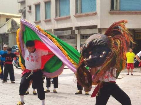 The Golden Lion Group aims to pass down the lion dance that combines martial arts, religion and culture. (Photo/Golden Lion Group Ta-Long-Tong)