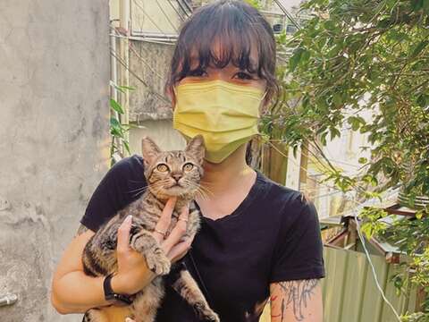 蘇渝婷氏は20年以上に渡り、猫の問題行動のコンサルタント及び野良猫の支援をしてきました。