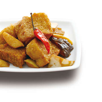 林向愷在5月號《台北畫刊》介紹知名的上海小菜「四喜烤麩」。(圖片來源：時報出版)