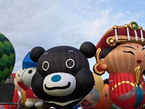 熊讚熱氣球於6月30日至7月9日在臺東熱氣球嘉年華登場(圖片來源：臺北市政府觀光傳播局)