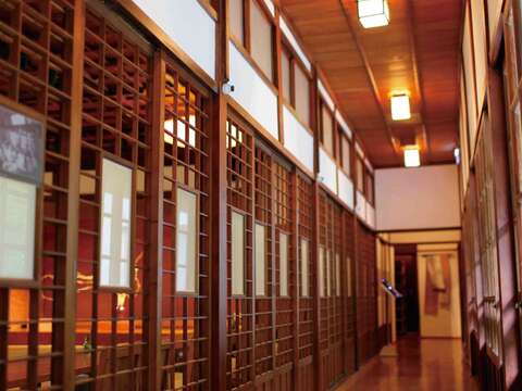 北投文物馆整体建筑作工精细，堪称日式木造建筑典范。（杨智仁摄）