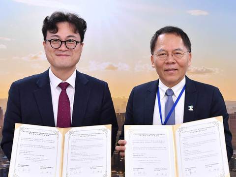 2月3日上午，臺北市政府觀光傳播局長王秋冬與大邱文化體育觀光局長李在盛簽署為期2年的合作備忘錄。(圖片來源：臺北市政府觀光傳播局)