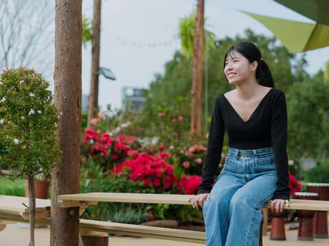 ツツジ祭り「安森の冠」が花畑の新たなランドマークに