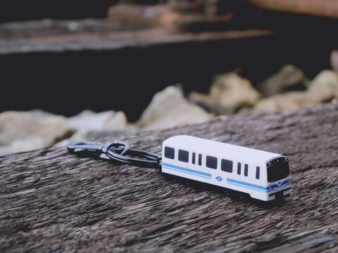 捷運車廂3D造型悠遊卡(圖片來源：臺北大眾捷運股份有限公司)