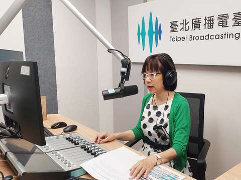 主持人劉馬利為專業音樂人及媒體人，曾多次入圍廣播金鐘獎並獲得「藝術文化節目獎」、「非流行音樂節目獎」、「非流行音樂節目主持人獎」等殊榮。(圖片來源：臺北市政府觀光傳播局)