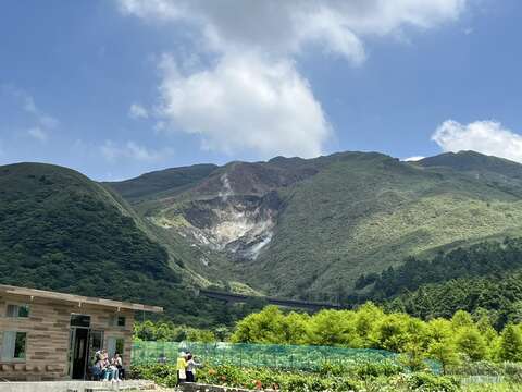 遠眺小油坑美景(圖片來源：臺北市政府工務局大地工程處)