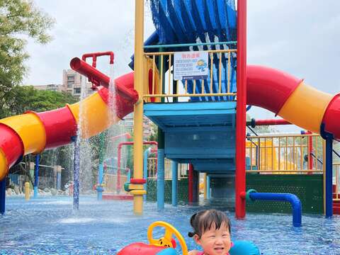 水鄉庭園適合3-12歲小孩玩水(圖片來源：臺北自來水事業處)