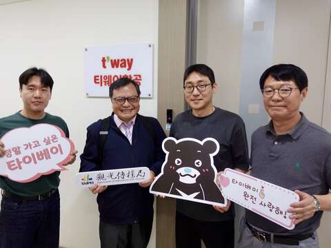 拜會直飛臺北松山機場的德威航空公司及大邱知名送客旅行社YesTour,推薦「挑戰48小時」遊臺北行程(圖片來源:臺北市政府觀光傳播局)