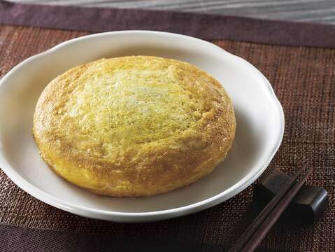 Radish Omelet (Photo Credit: Shin Yeh)