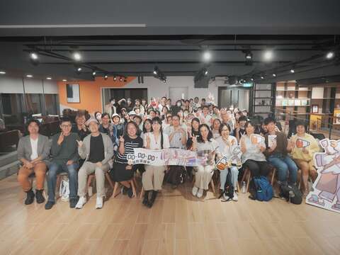 韓國場講座大合照。(圖片來源：臺北市都市更新處更新經營科)