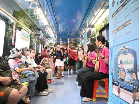 新北投駅では『MRT流し』