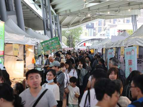 2024臺北國際牛肉麵節-滿滿人潮