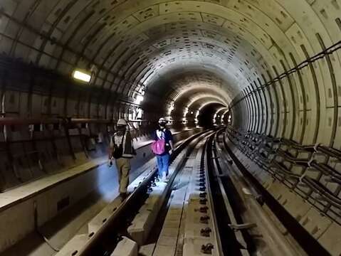 Moving into the Final Stretch Before Opening for Operations: Xinyi Eastern Extension Late Night Train Dynamic Testing Footage Released
