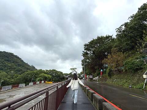 白石湖吊橋前人車分道(圖片來源:臺北市政府工務局大地工程處)