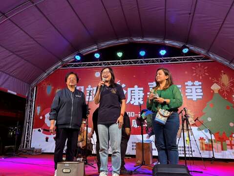 舞台演出點亮聖誕夜色（圖片來源：台北市商業處）