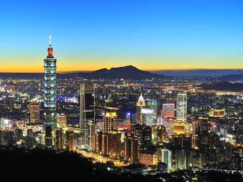 九五峰遠眺101（圖片來源：臺北市政府工務局大地工程處）
