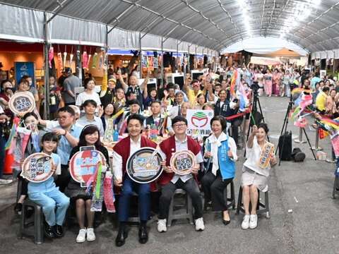 現場長官貴賓大合影（圖片來源：臺北市商業處）