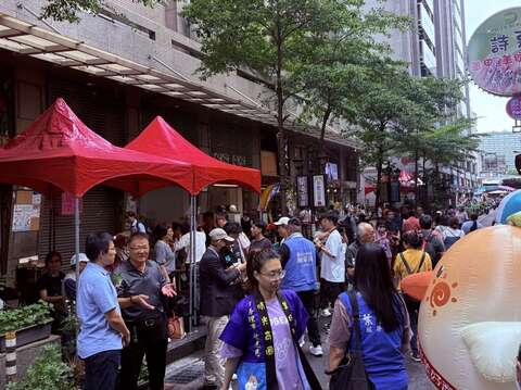 與會貴賓絡繹不絕,共襄盛舉見證重要時刻。(圖片來源:臺北市商業處)