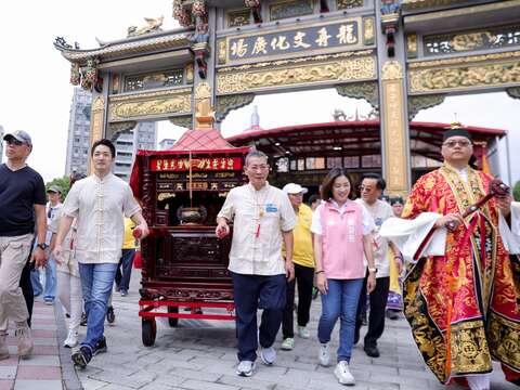 Double International Gold Winner! Mayor Chiang Wan