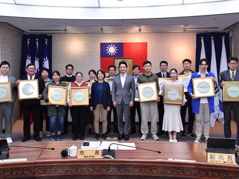 觀傳局多年來積極辦理穆斯林友善景點暨旅宿輔導計畫(圖為114年輔導計畫授證儀式)(圖片來源:北市政府觀光傳播局)