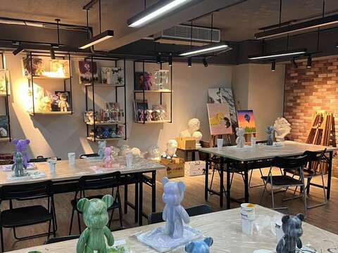 友善城市體驗日「中正玩手作」-Musée painting studio（圖片來源：臺北市商業處）