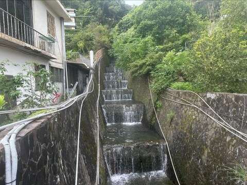 列管沉沙池DF011保全住戶週邊巡勘觀察黑(圖片來源:臺北市政府工務局公園路燈工程管理處)