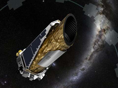 2009年升空的克卜勒太空望遠鏡,主要任務為尋找系外行星。(圖片來源：NASA,ESA,CSA,and STScl)