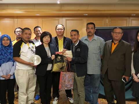 觀光傳播局江春慧專門委員昨(11)日與馬來西亞彭亨州政府代表團會面