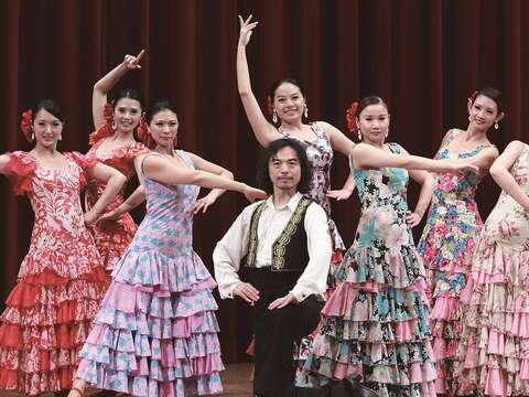 迷火佛拉明哥舞團將帶來充滿西班牙風情的歌舞表演。（圖／ 台北市政府文化局提供）