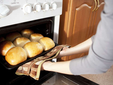 只要一台烤箱就能在家輕鬆準備一頓美味早餐。（圖／Shutterstock提供）