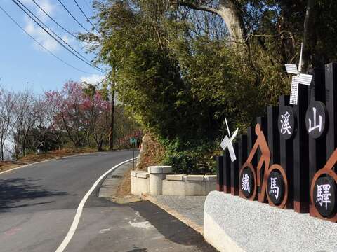 Cycling Destinations with Cherry Blossoms on Yangmingshan