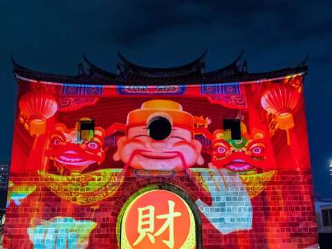 2018臺北燈節自即日起到3月4日，邀請民眾一同來賞燈及欣賞百年城門之美