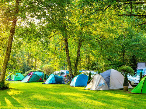 選擇正確的露營設備，才能玩得輕鬆愉快。（圖／Shutterstock提供）