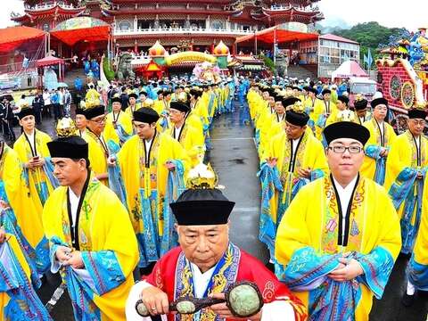 Musim Budaya Ibunda Taipei kuil Ci Hui Tang Songshan- Karnival Ziarah Untuk Melindungi Umat