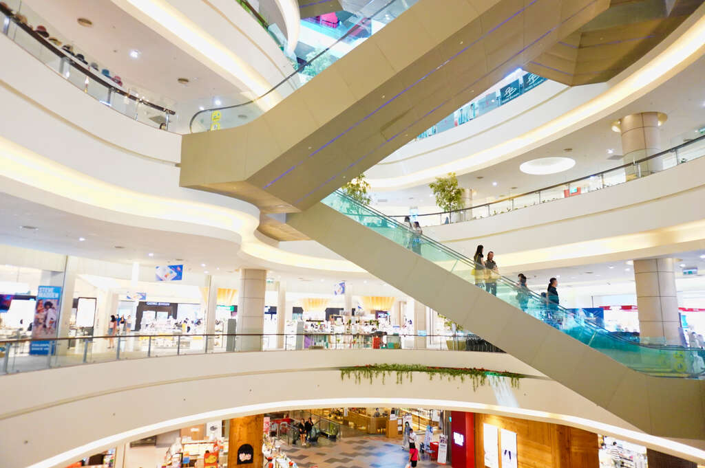 Trung tâm mua sắm Miramar