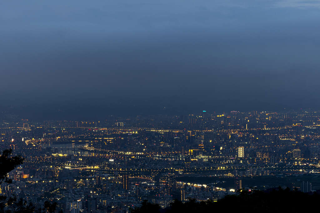 Yangmingshan Night View